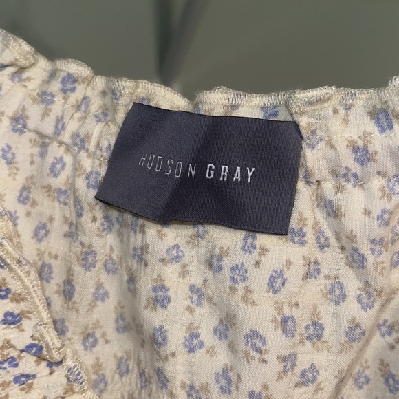 Super Cute Blouse - Picture 3 of 4